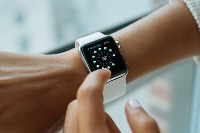 Decoding the Distinctions: Smartwatches vs. Fitness Trackers